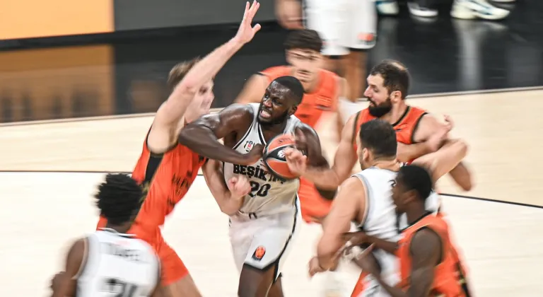 Beşiktaş EuroLeague dönüşünde Valencia Basket’e mağlup oldu