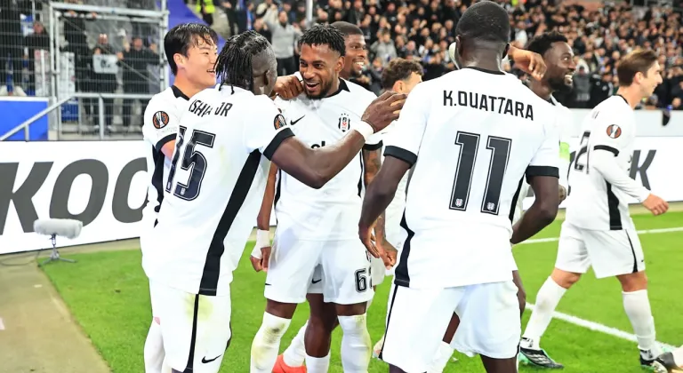 Beşiktaş'tan Almanya'da Kritik Zafer! Hoffenheim'ı 3-2 Mağlup Etti