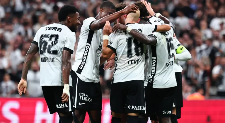 Beşiktaş'tan Çorum FK'ye yarım düzine gol! Vlahovic şov yaptı