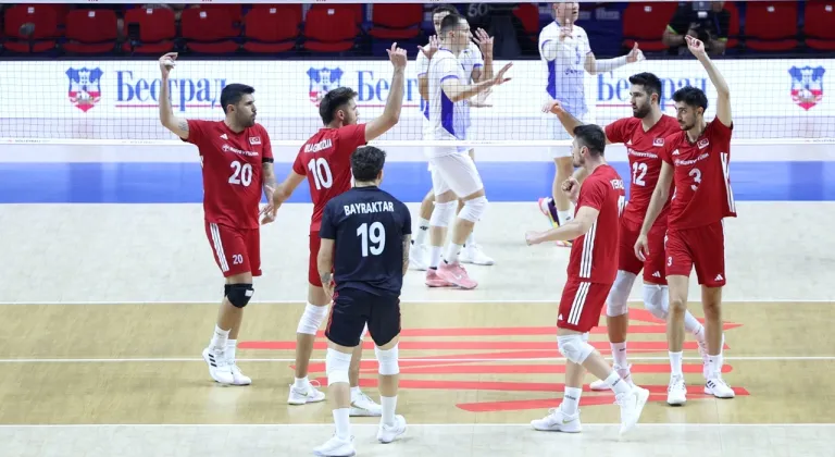 Filenin Efeleri'nden Muhteşem Geri Dönüş! Ukrayna'yı 2-0'dan 3-2 Mağlup Ettiler