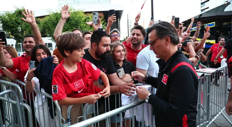 Montella'dan dikkat çeken sözler: "Ben onlardan daha fazla Türk gibi hissediyorum"