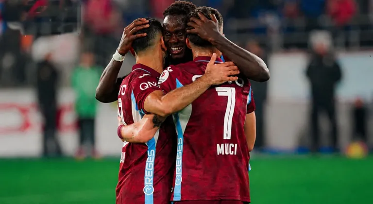 Trabzonspor Rize'de Fırtına Gibi Esti! 2-0'dan 4-3'le Döndü